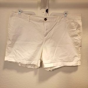 Old Navy White Shorts - 16